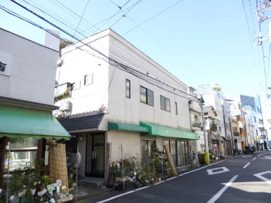 王子駅より徒歩７分です☆