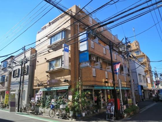 商店街に位置する便利なお部屋♪