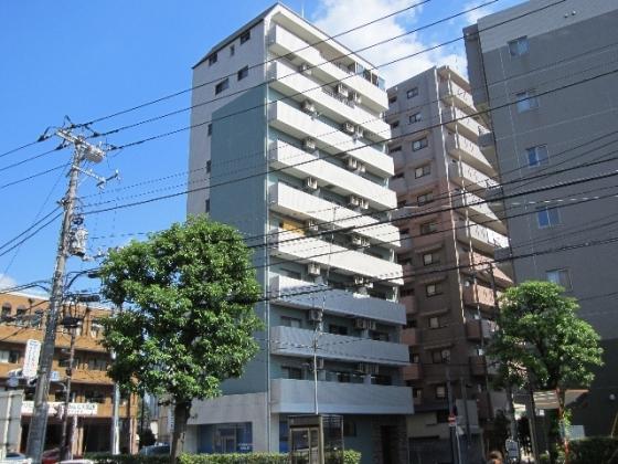 とても綺麗なマンションで近くにコンビニあります！