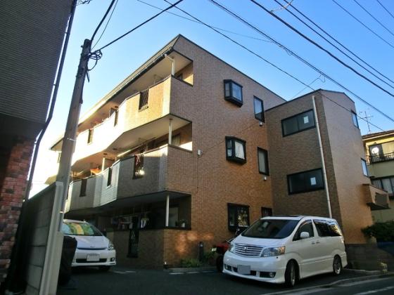 閑静な住宅街のオシャレな建物♪